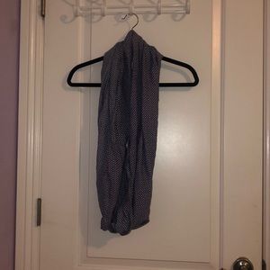 American Eagle Circle Scarf